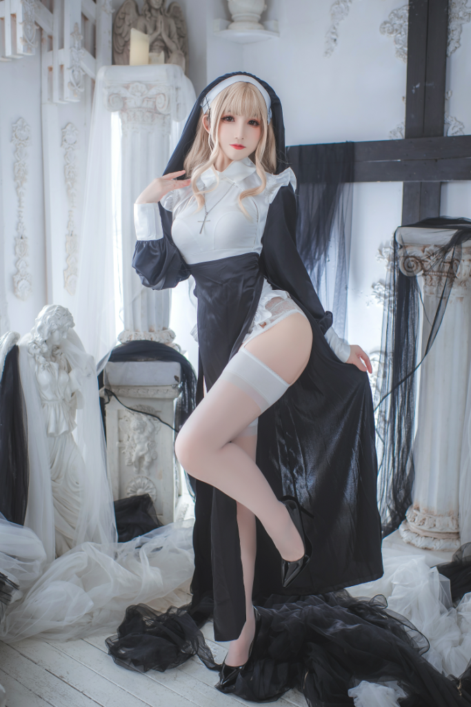 图片[4]-tukashe779、coser衣衣、乖乖衣宝 – 全套18期&随包视频-写真堂！！！